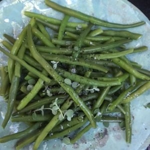 green-beans-and-fresh-oregano