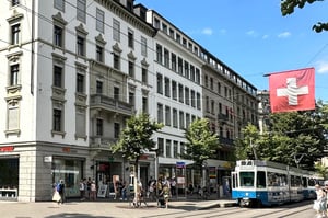 2023-Zurich-Bahnhofstrasse